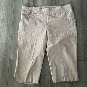 *Beige Capris size 22 Addition Elle